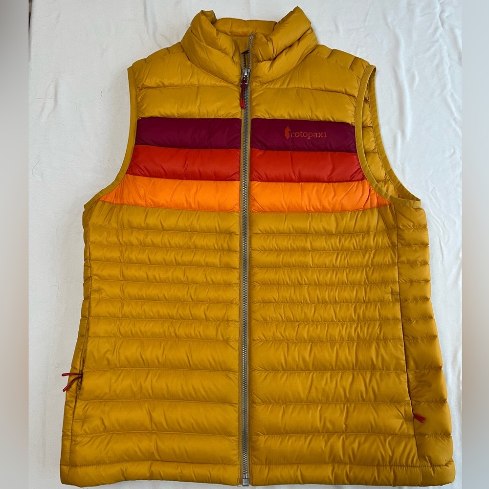 Women’s small yellow Cotopaxi Fuego puffer vest.